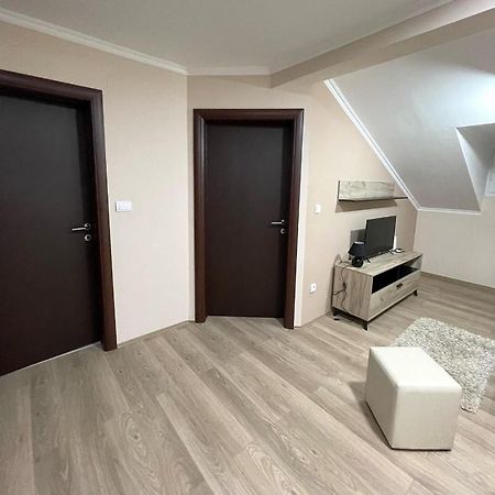 Vivko Apartments เวลิโก กราดิชเต ภายนอก รูปภาพ
